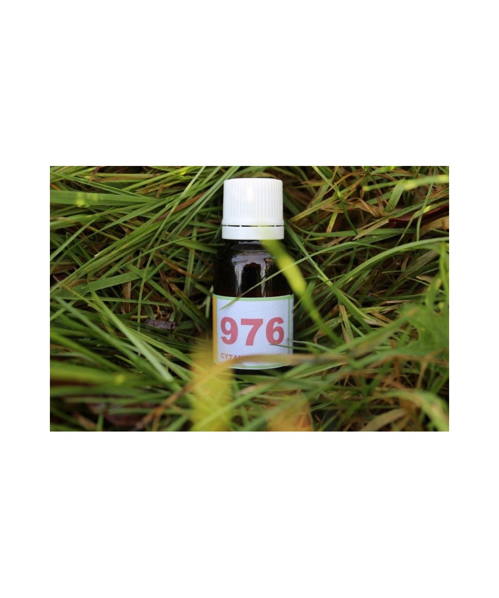 976 Гипер-щитовизма для животных.